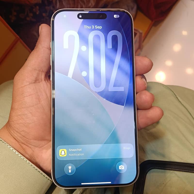 Apple iPhone 17 Pro Max 1