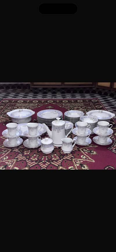 High quality Dinner set Full