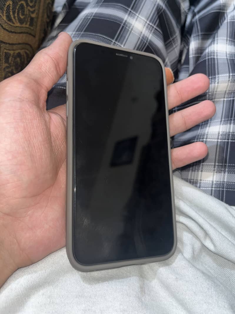 Apple iPhone X 6