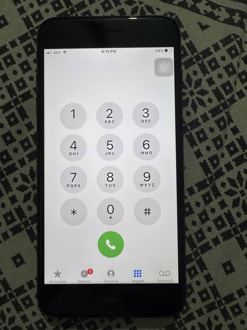 Apple iPhone 7 Plus 1