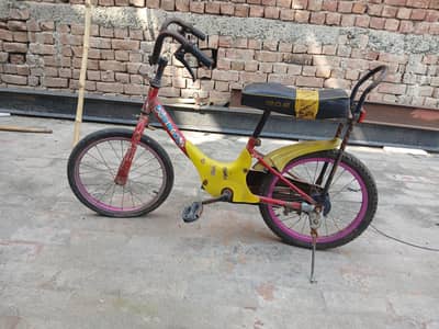 Kids Bicycle for Sale – Stylish & Good Condition