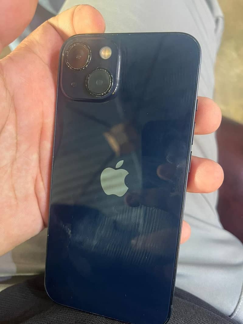 Apple iPhone 13 2