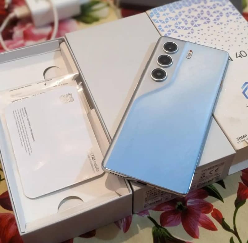 Tecno CAMON 40 3