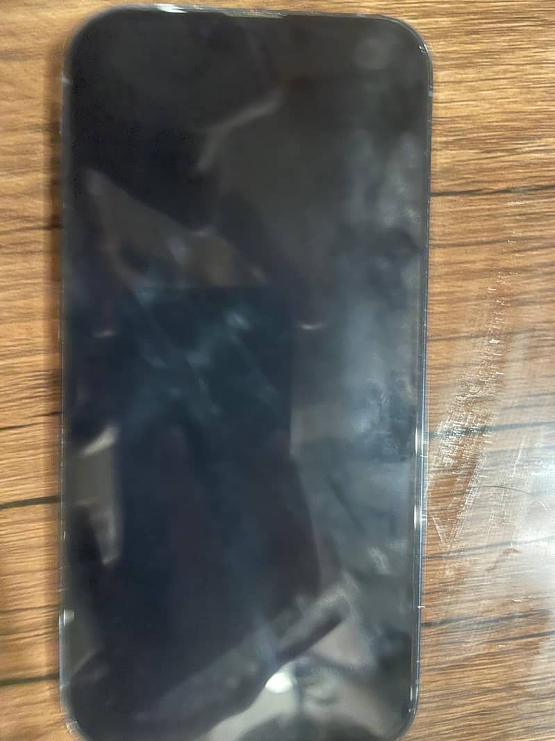 Apple iPhone 13 Pro Max 4