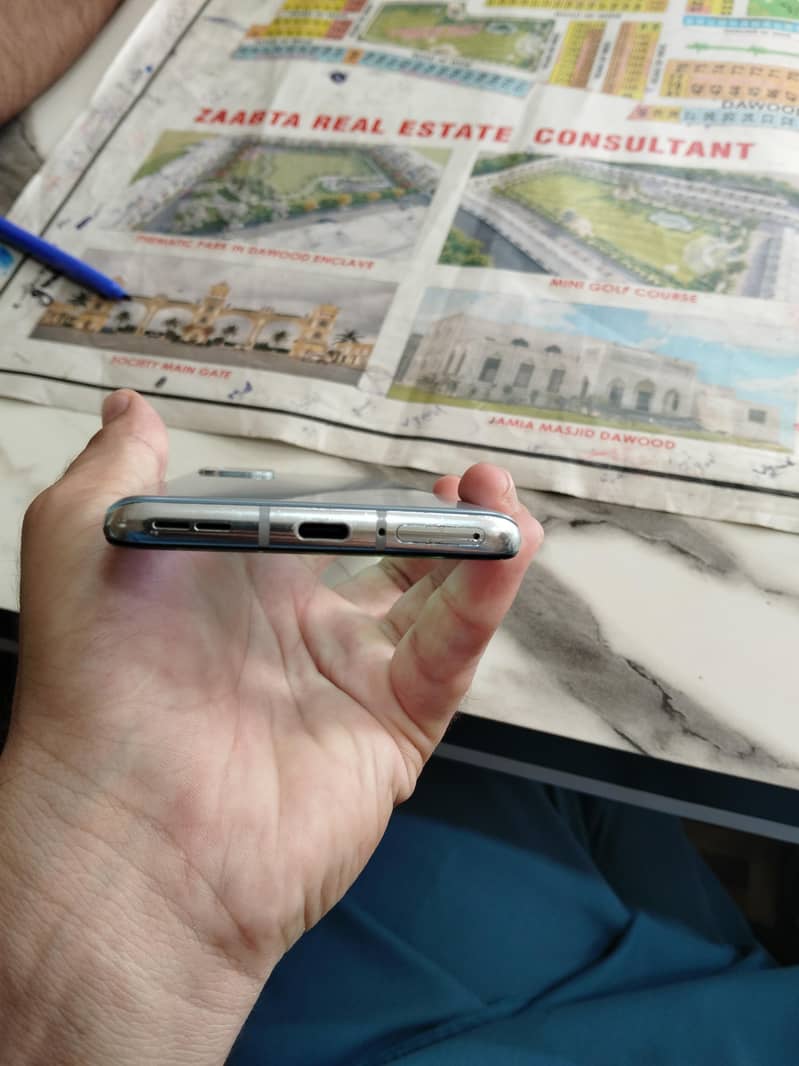 one plus 8T 2