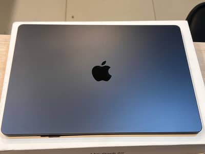 Apple MacBook Air M5 2026 15 inch 16GB RAM 512GB SSD Arabic Keyboard