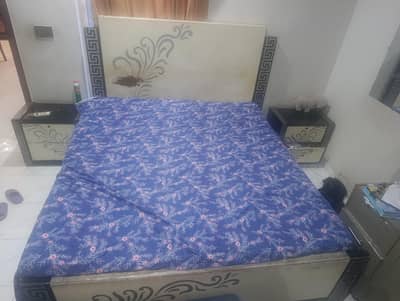 bed with side table set for sale
