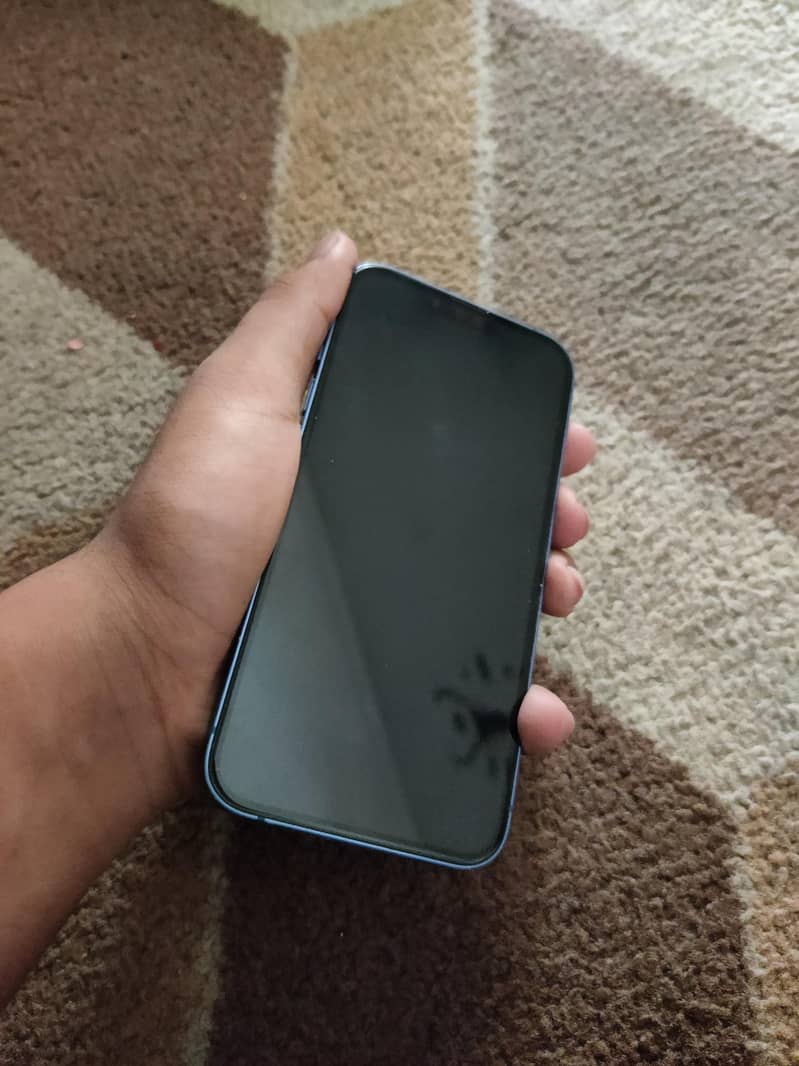 Apple iPhone 13 2
