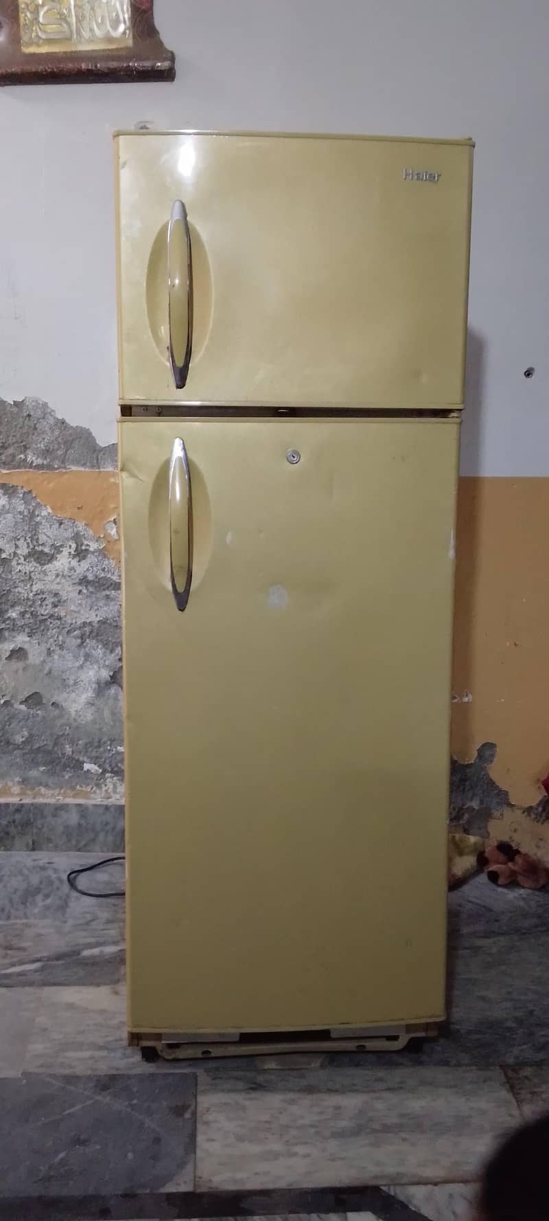 Refrigerator 1
