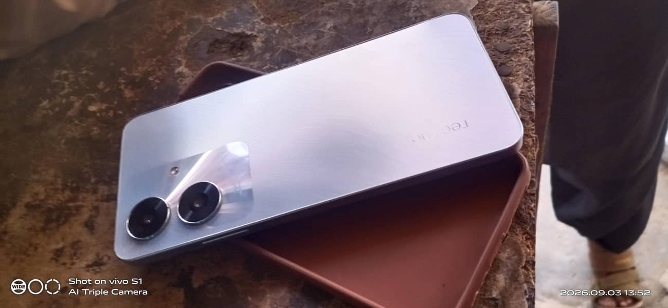 Realme Note 60 1