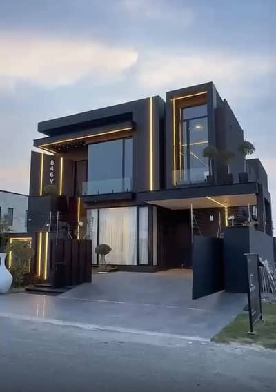 1 KANAL ULTRA-MODERN LUXURIOUS DESIGNER HOUSE | DHA PHASE 7 | NEAR TO MCDONALD'S