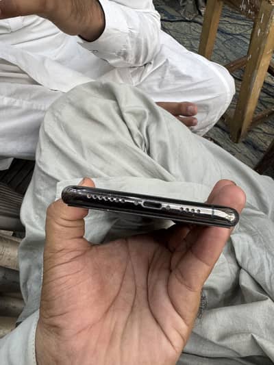 Apple iPhone 11 Pro Max 03035108847 dual physical  pta approved