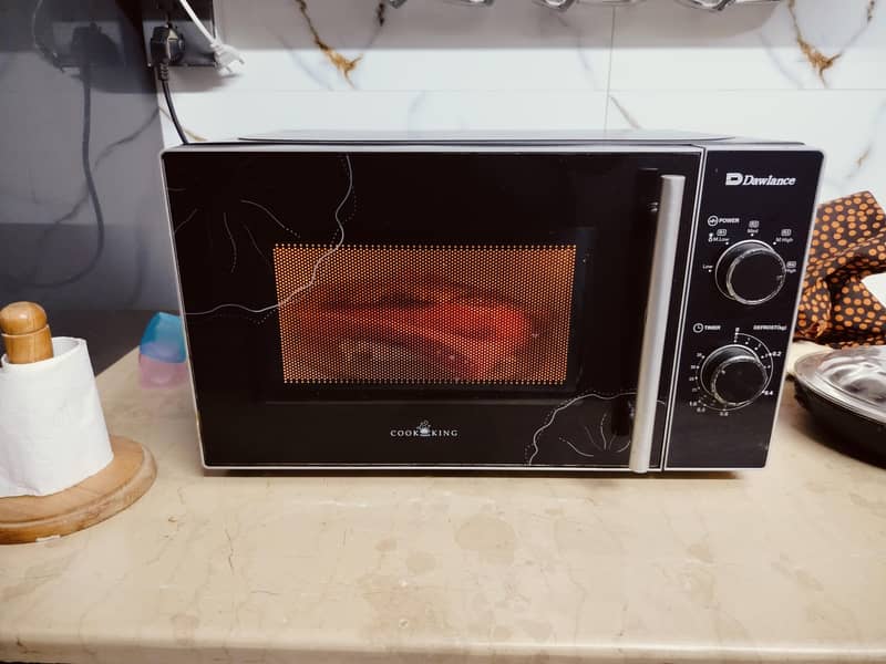 microwave Dawlance 0
