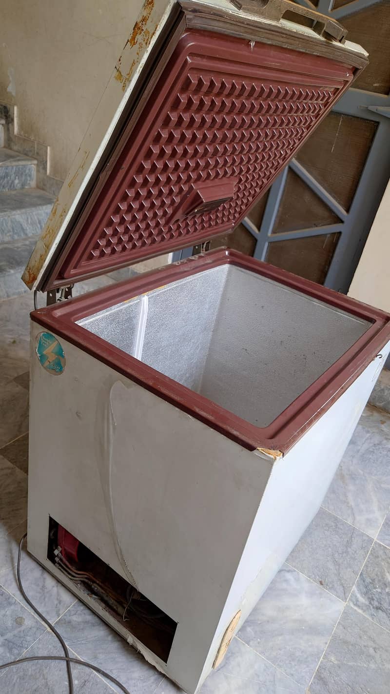 Candy Deep Freezer 4
