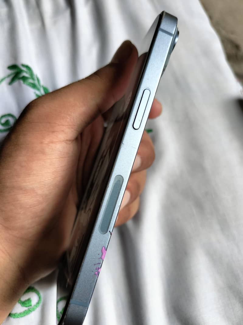 Apple iPhone 14 1