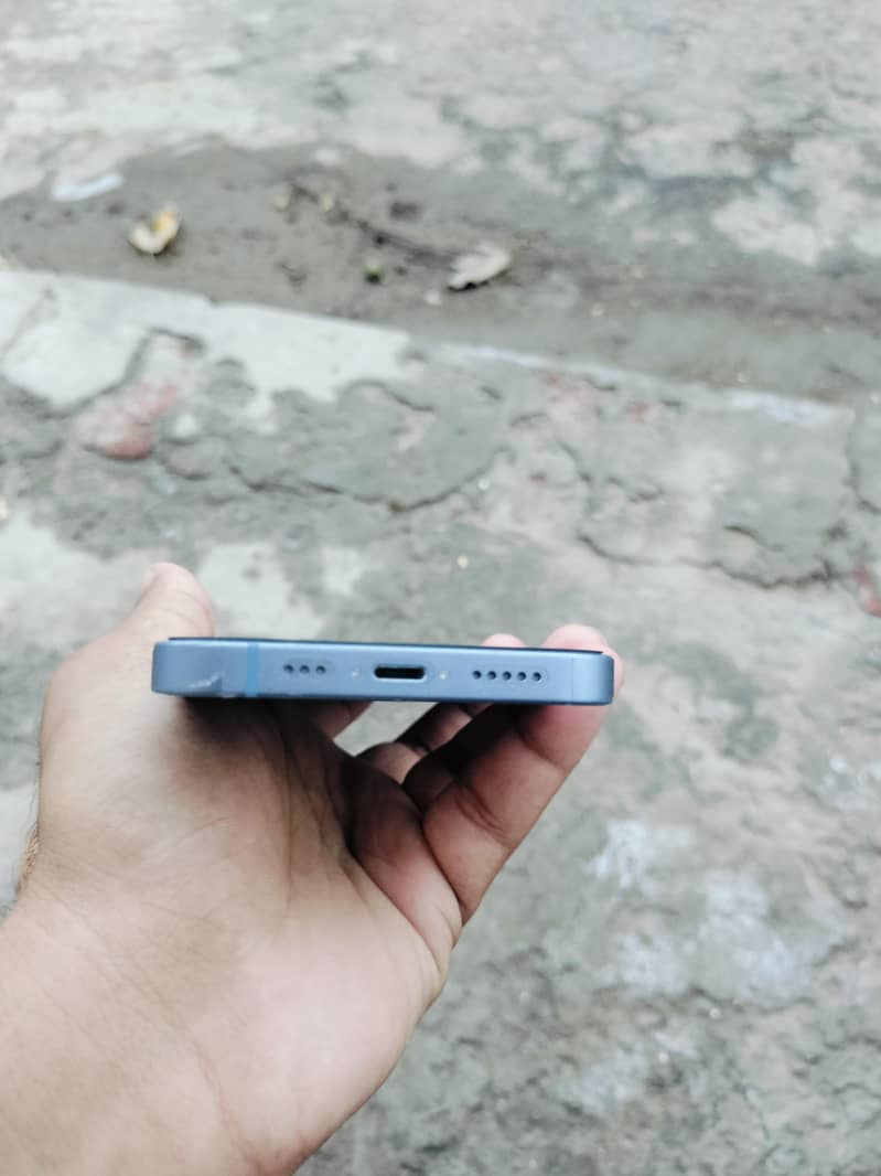 Apple iPhone 14 2