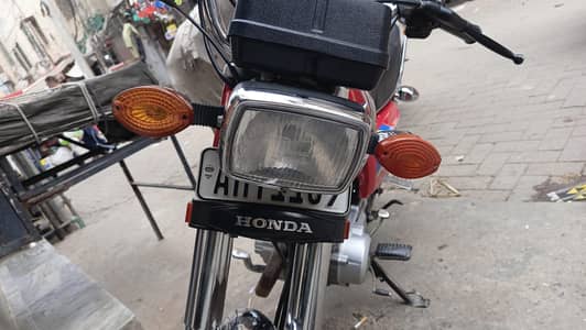 Honda 125 all ok original bike