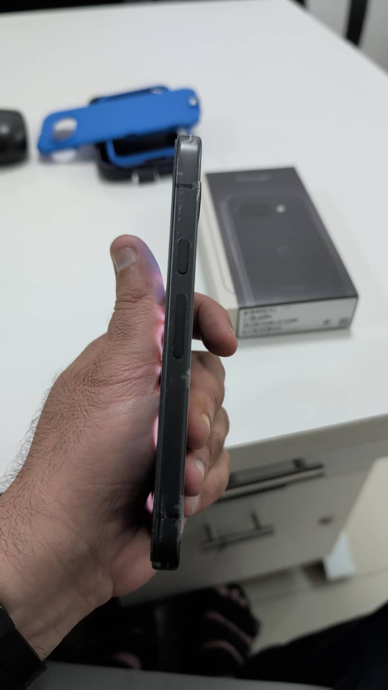 Google Pixel 9a 3