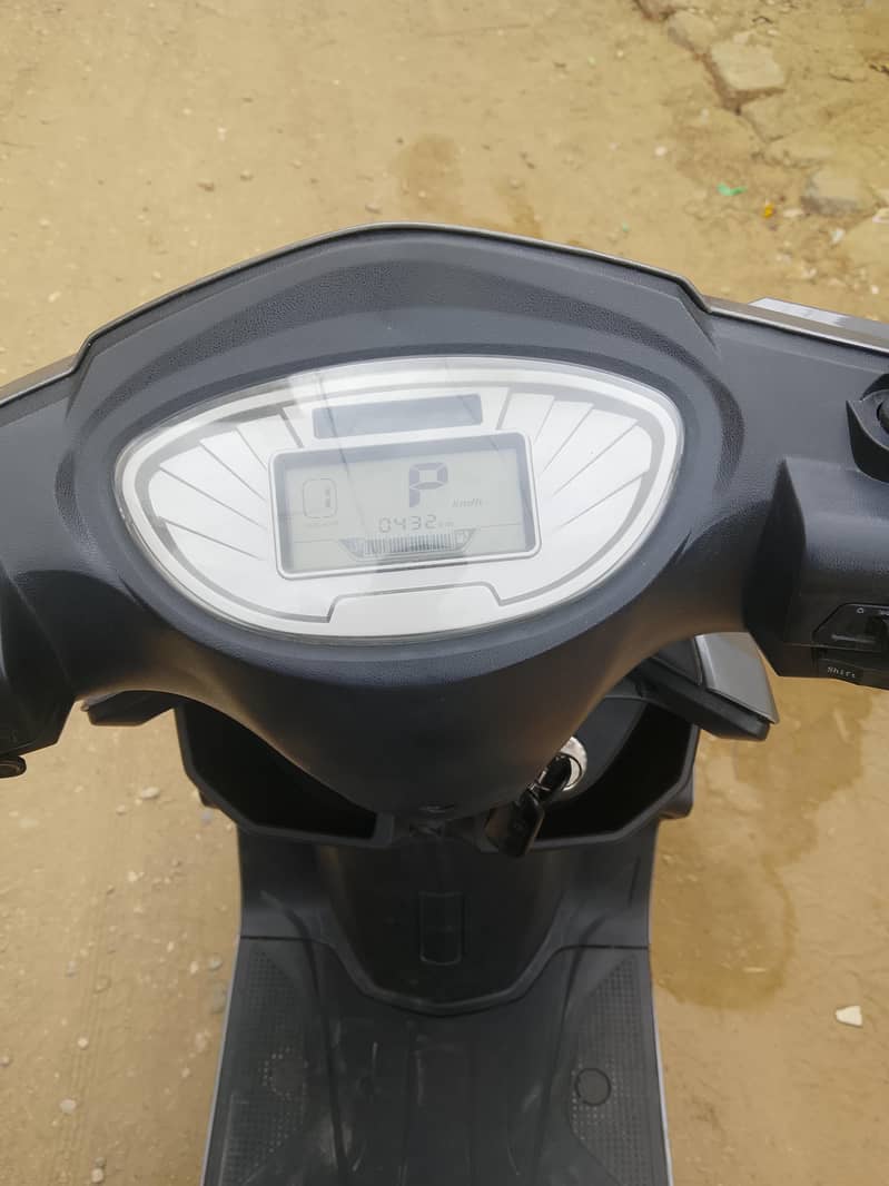 Scooty 3