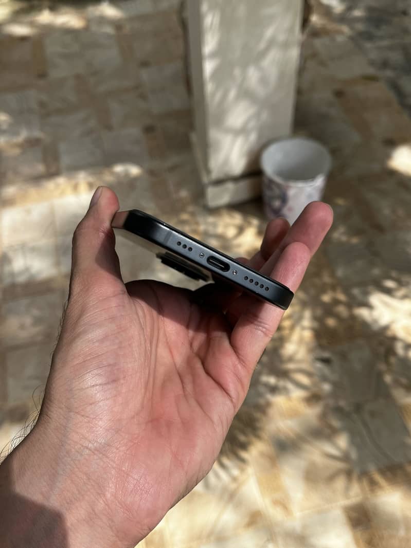 Apple iPhone 15 10/10 4
