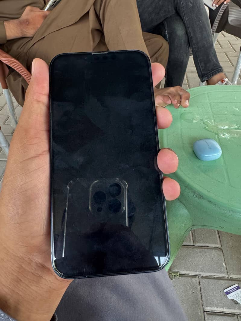 Apple iPhone 13 1