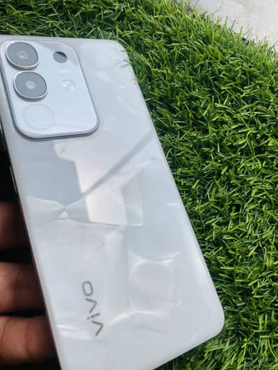 Vivo Y29 10/9 Urgent Sale