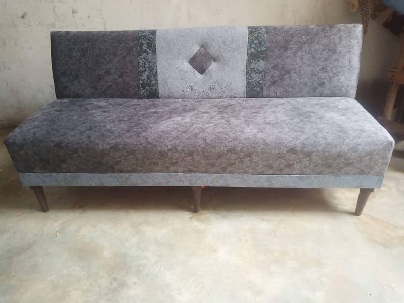 Attari Sofa's 1