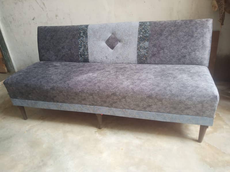Attari Sofa's 2