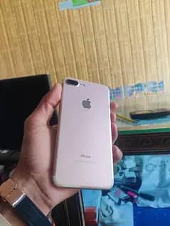 Apple iPhone 7 Plus 3