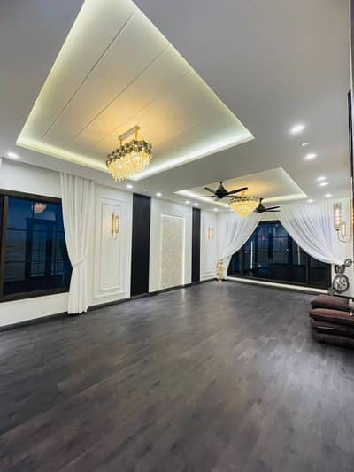 Independent house for commercial use ground plus 1 in Gulshan block 17