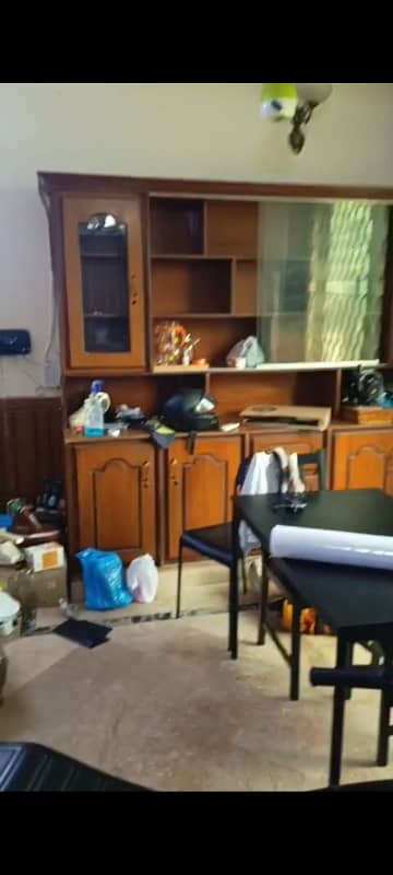 G11GROUND PORTION FOR RENT PRIME LOCTION