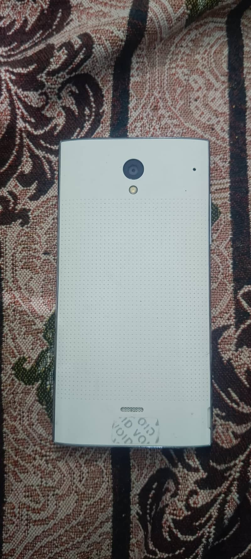 Sharp Aquos 305hs 1
