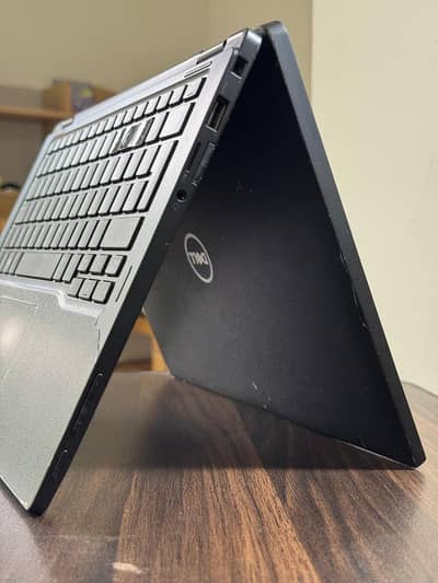 Dell Latitude 7389 (360° & Touch)