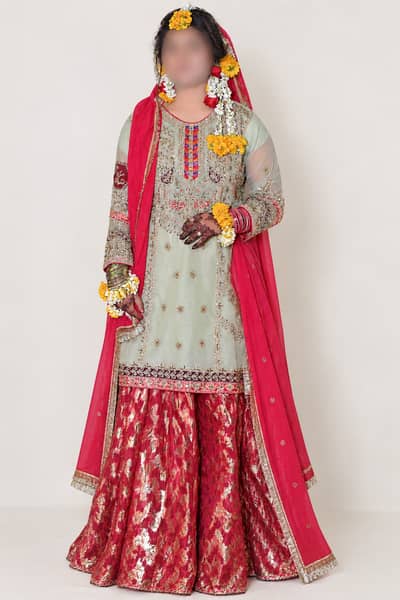 Size Medium. . bridal mehndi dress