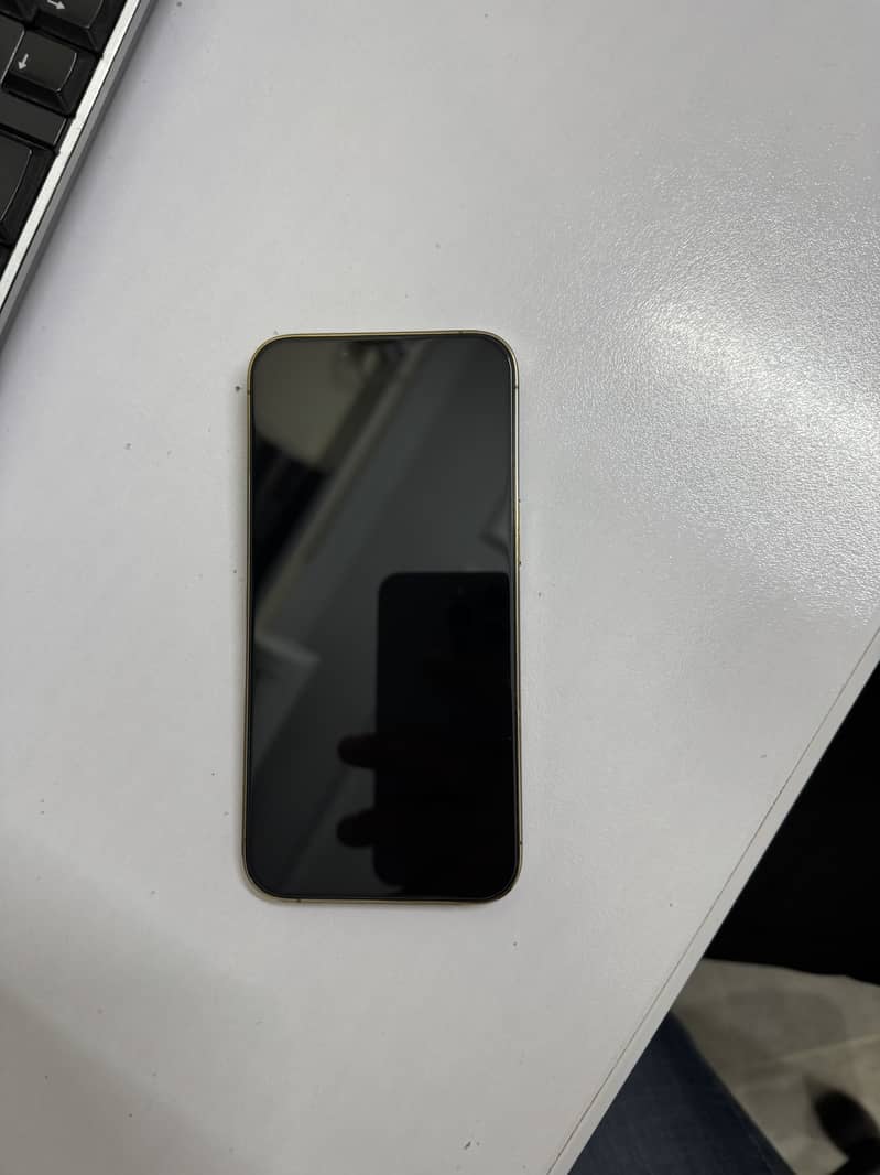 Apple iPhone 13 Pro 8