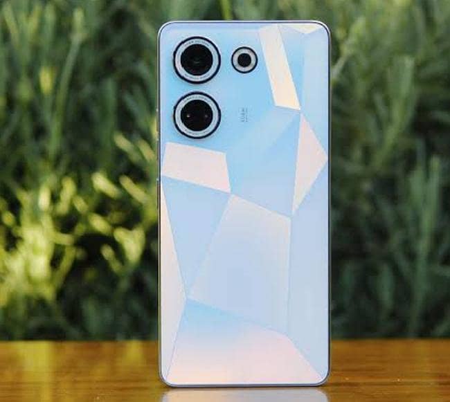 Tecno CAMON 20 Pro 1