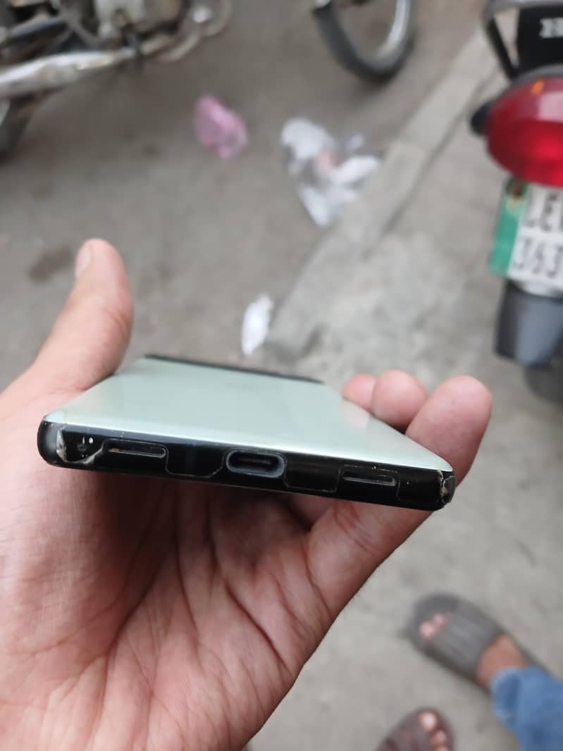 Google Pixel 6a 1
