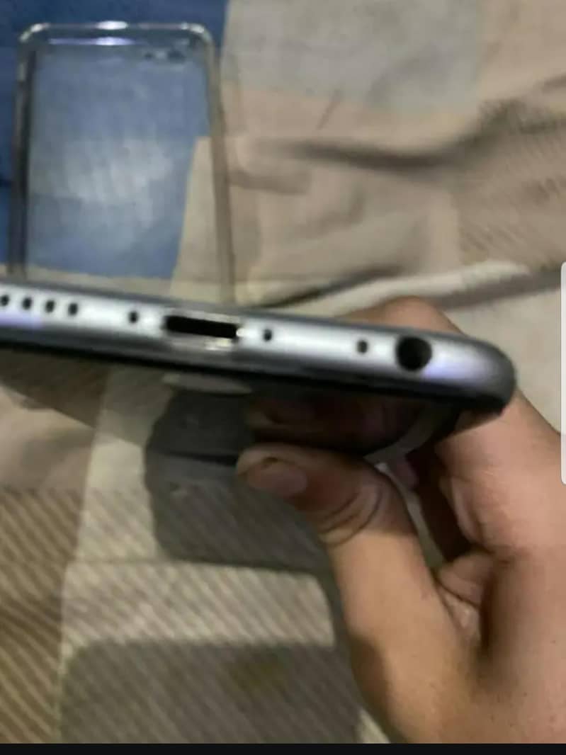 Apple iPhone 6 2
