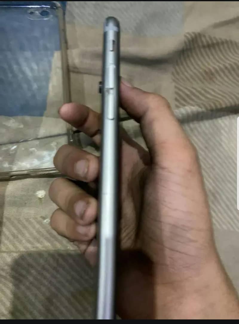 Apple iPhone 6 4