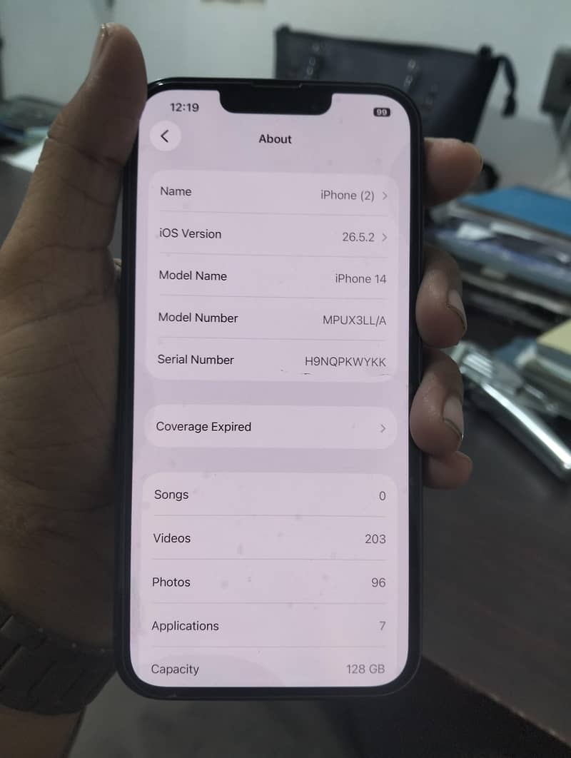 Apple iPhone 14 4