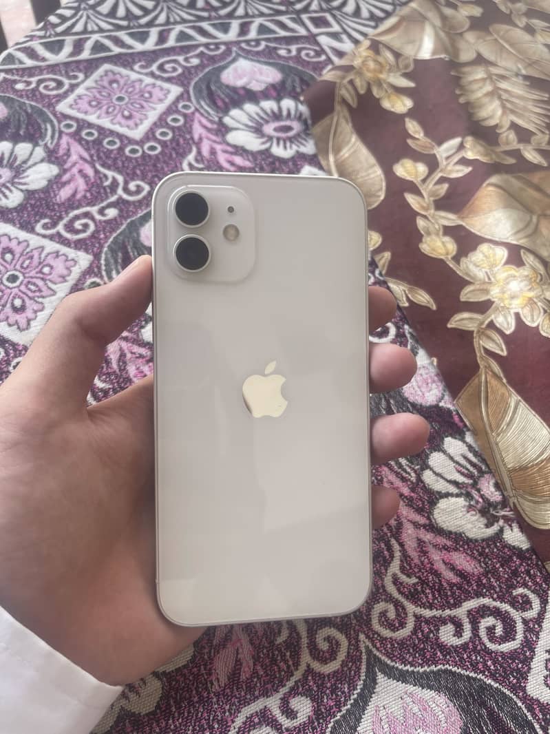 Apple iPhone 12 5