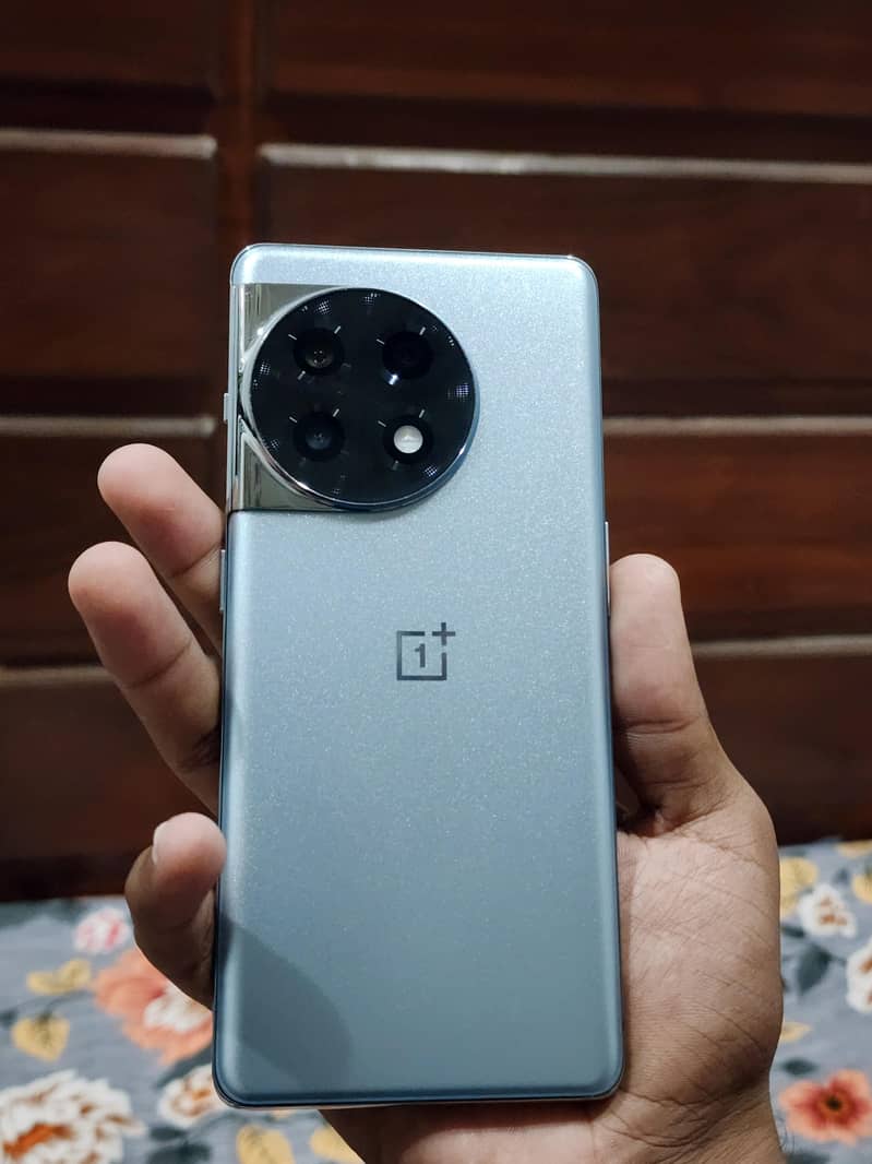 One Plus 11R 0
