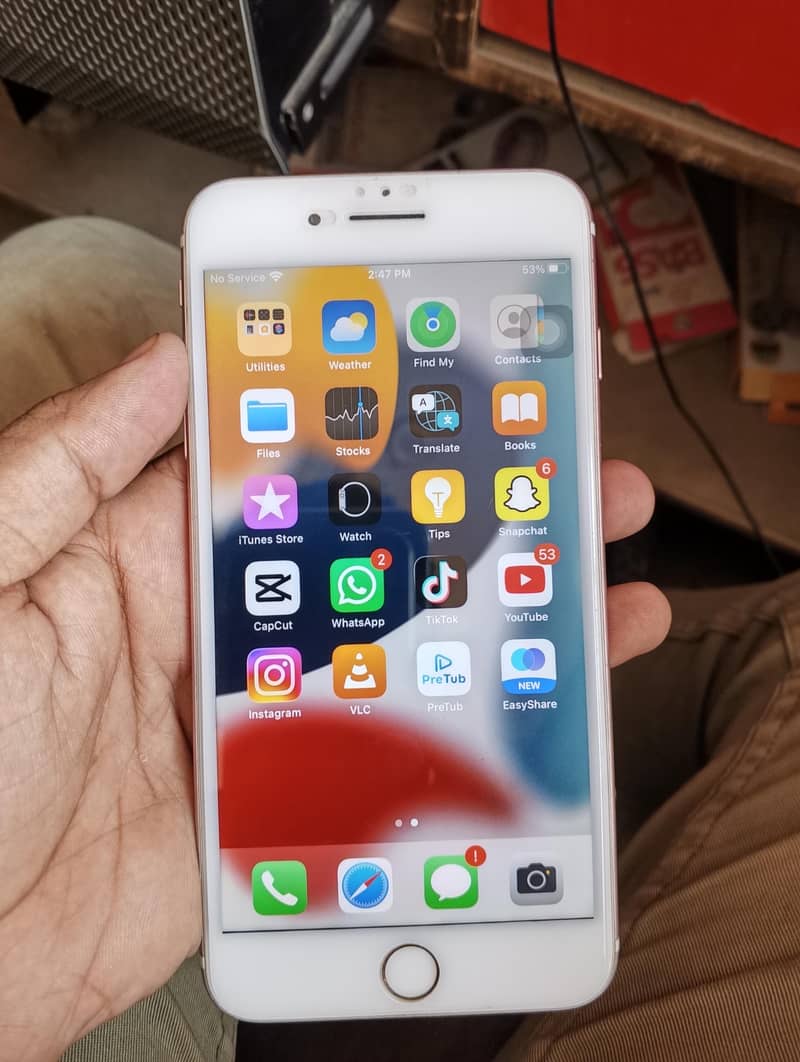 Apple iPhone 7 Plus 3