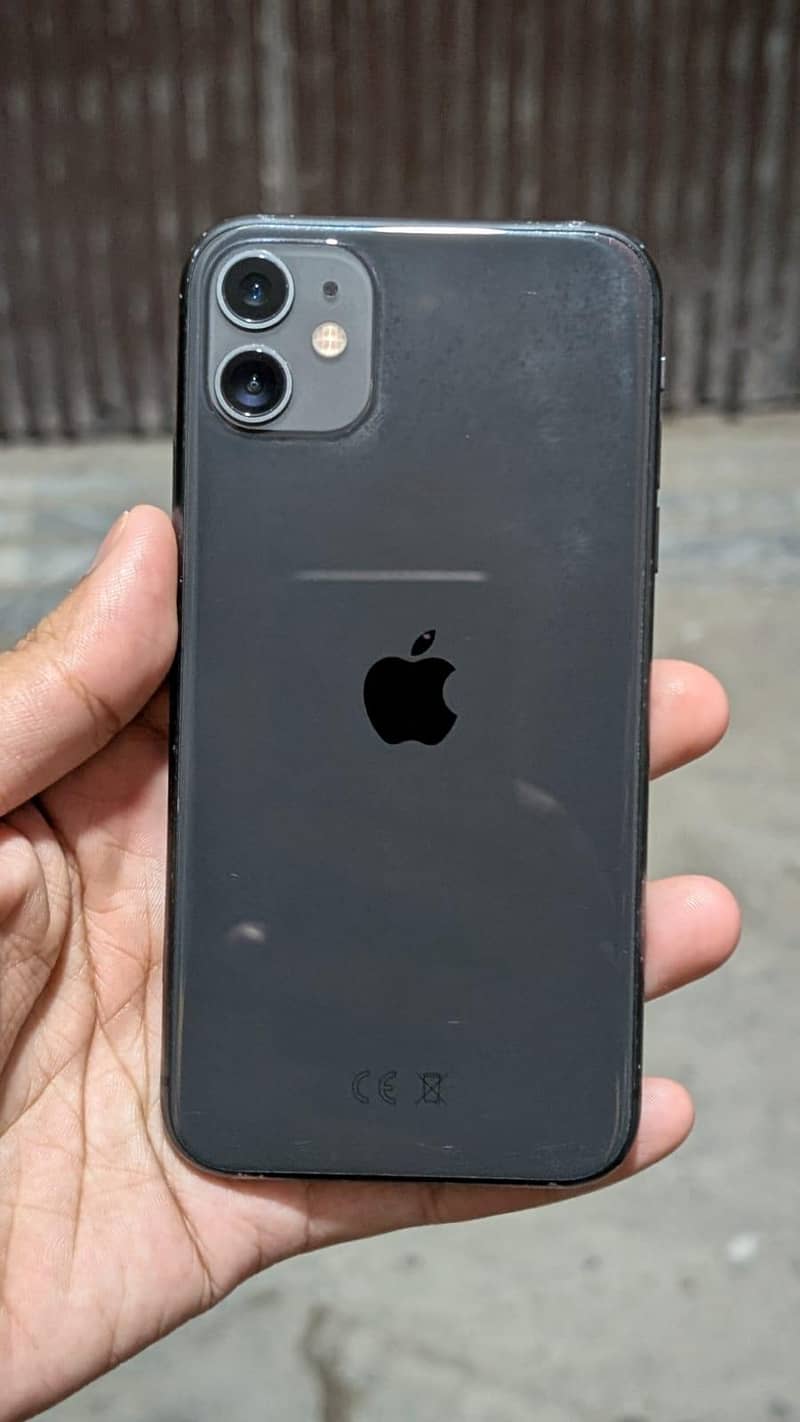 Apple iPhone 11 0