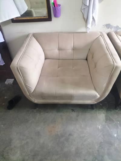 safa for sale new ha zada use ni urgent sale