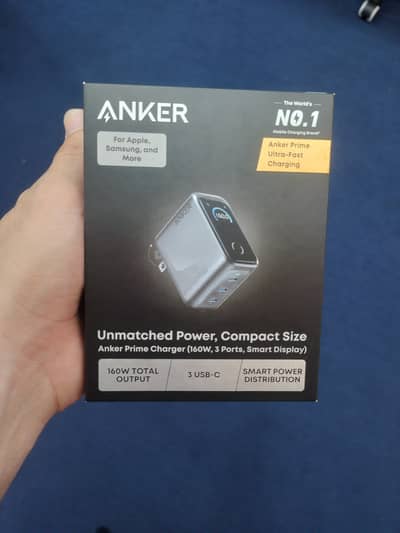 ANKER prime charger 160 watt 3 ports smart Display