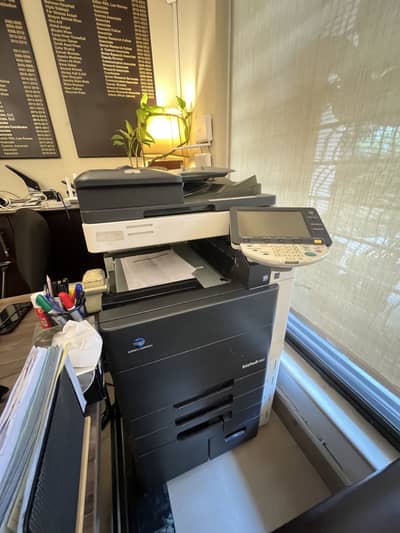 Konica Minolta Bizhub 552 photocopy machine for sale