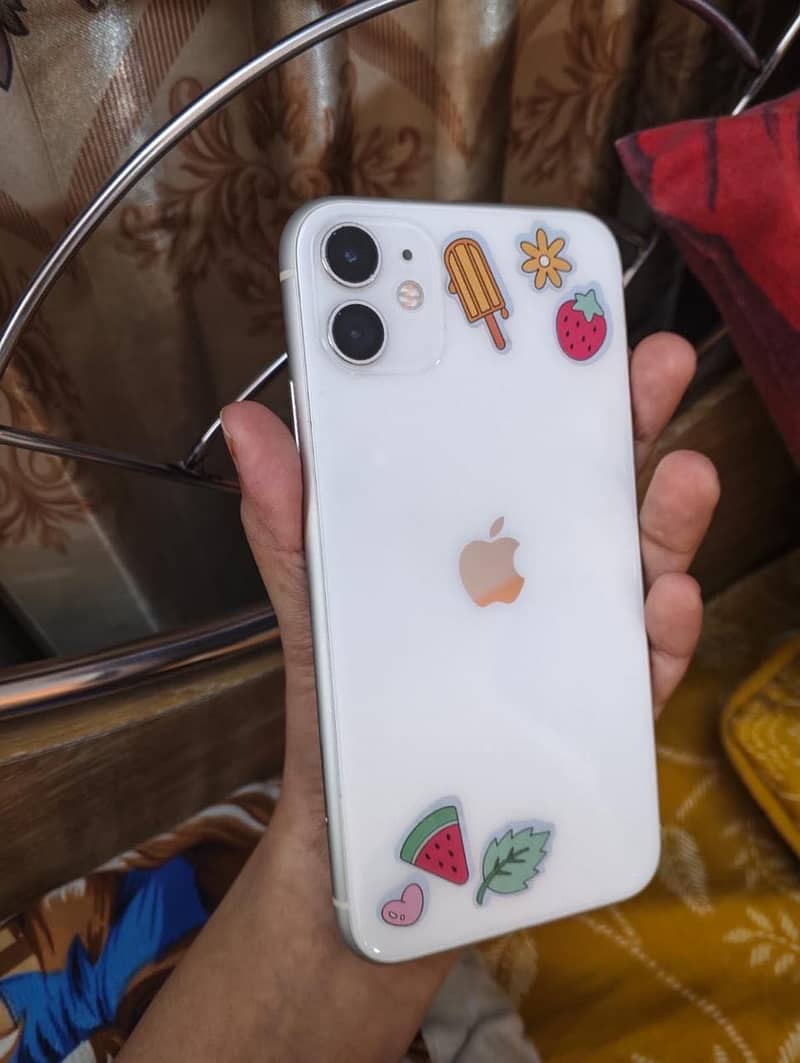 Apple iPhone 11 5