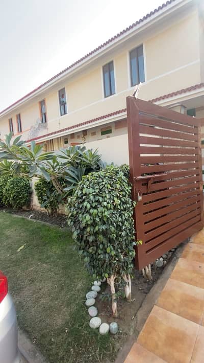 Double Storey 10 Marla House Available In Pearl City For sale