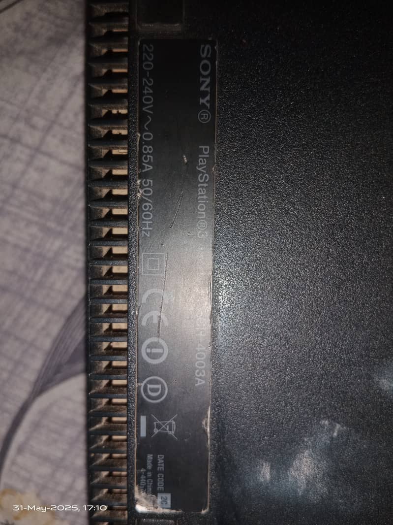 PS3 super slim 3